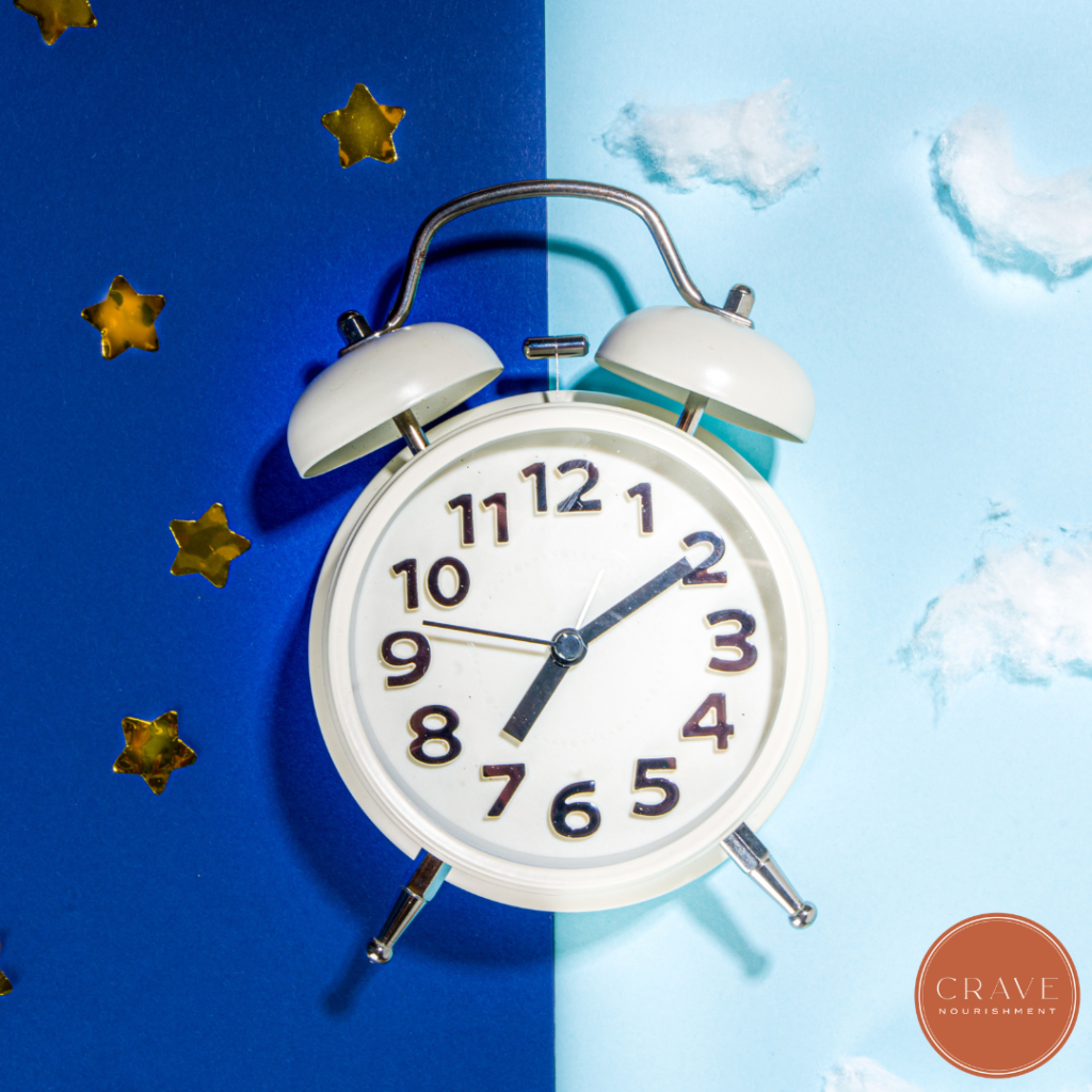 Our bodies operate on an internal clock known as the circadian rhythm. This rhythm influences everything from hormone production and digestion to metabolism, energy levels, and sleep.